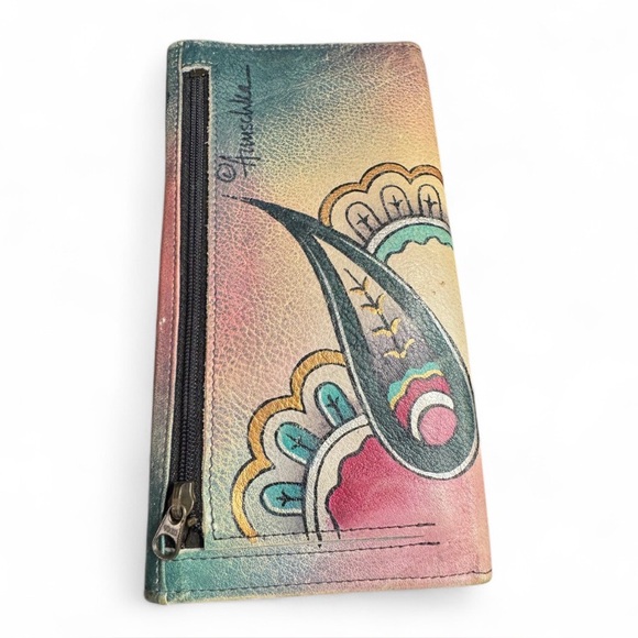 Sold - Picture 2 of 3